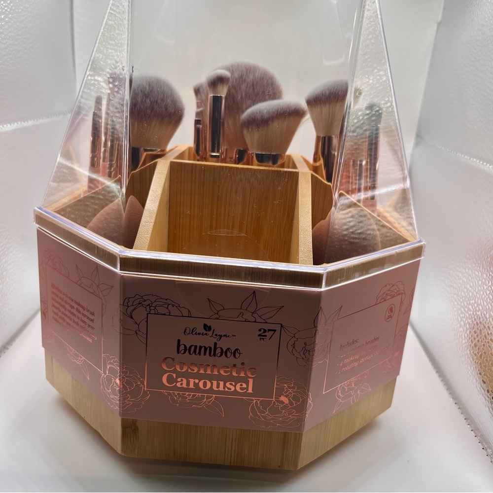 Olivia Layne Bamboo Cosmetic Carousel – 27-Piece Makeup Brush Set